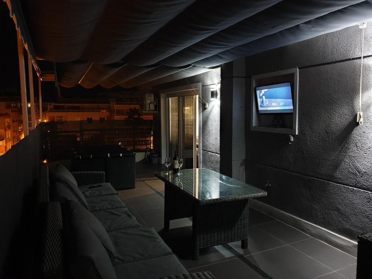 Beachside Apartment In Торрев'єха Екстер'єр фото