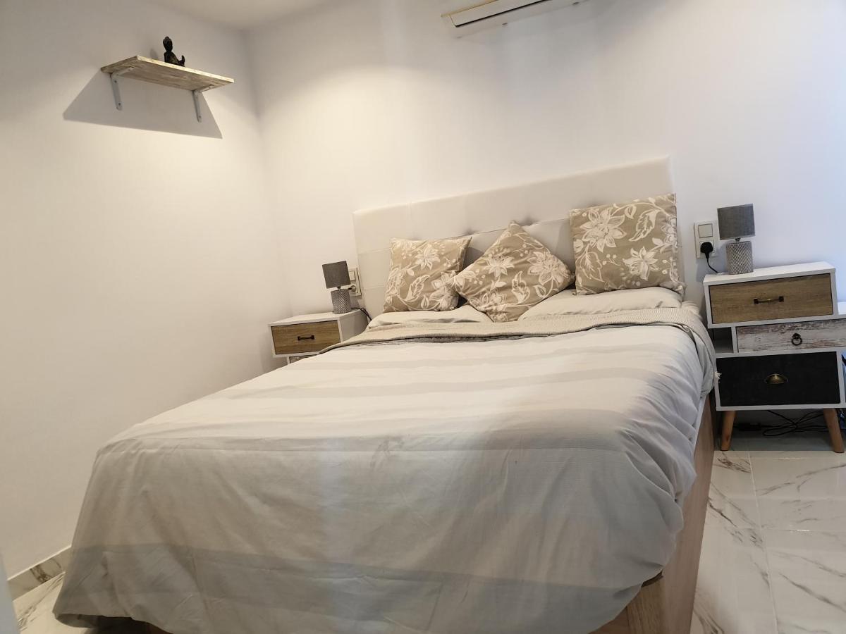 Beachside Apartment In Торрев'єха Екстер'єр фото