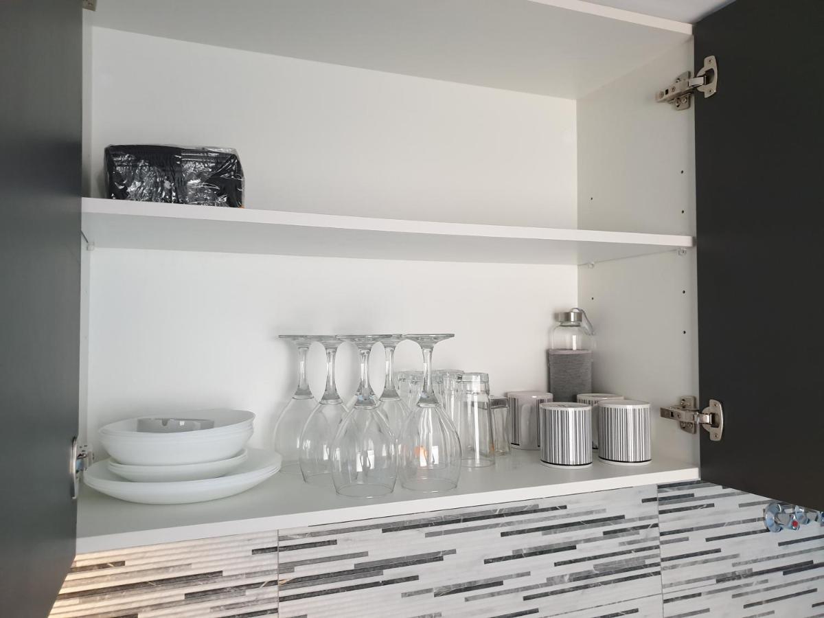 Beachside Apartment In Торрев'єха Екстер'єр фото